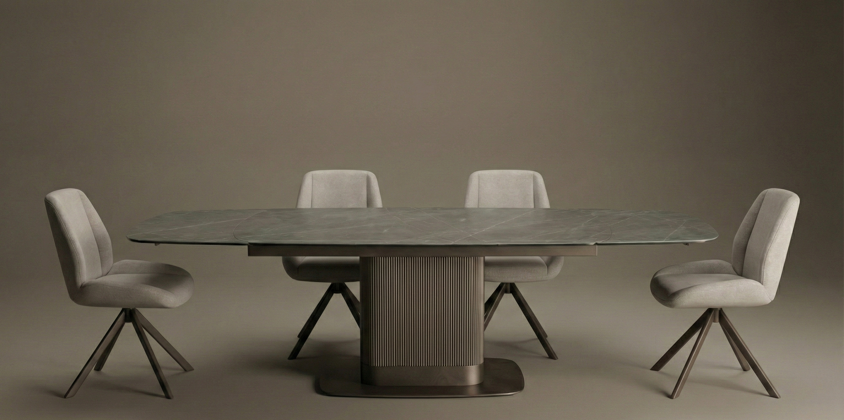 Solex Dining Table
