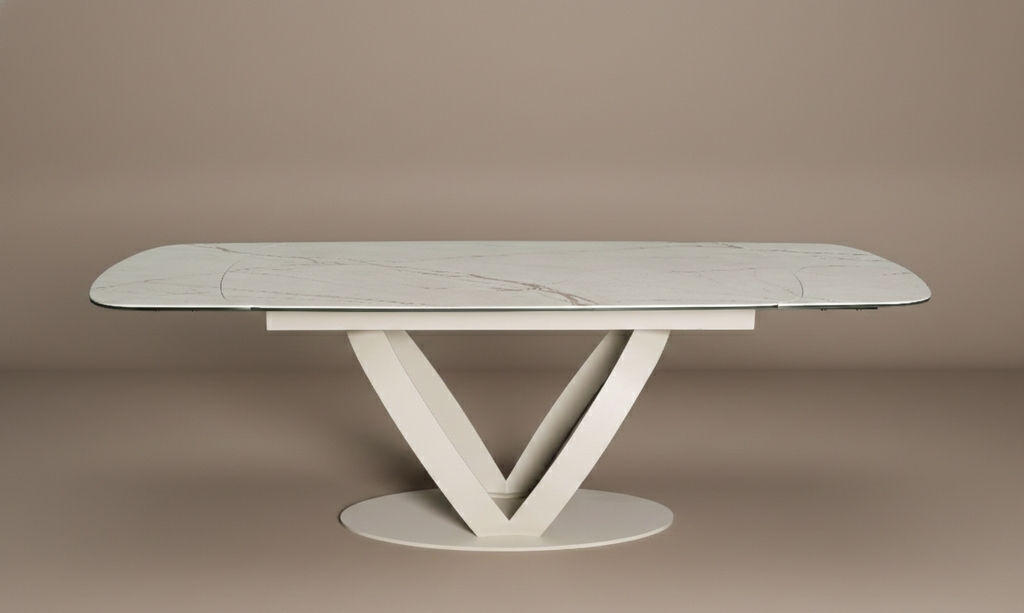 Saturno Dining Table