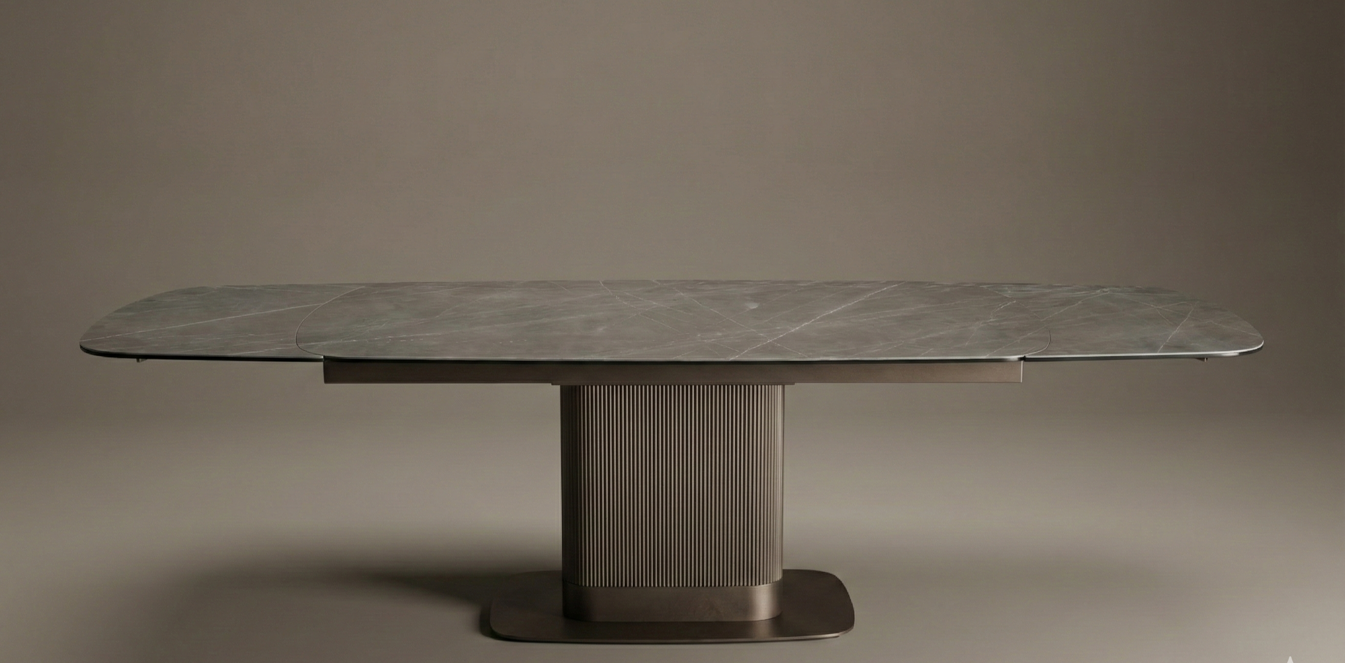 Solex Dining Table